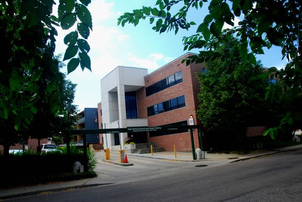 Rose at Hale Parkway: 4495 Hale Pkwy, Denver, CO 80220